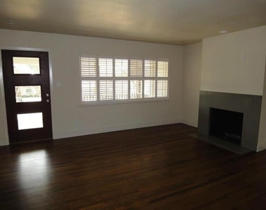 6831 La Vista Drive - Photo Thumbnail 1
