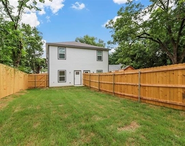 312 E Shepherd Street - Photo Thumbnail 14