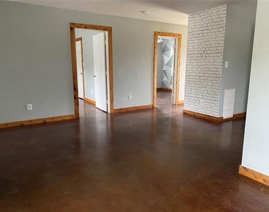 1577 County Road 4757 - Photo Thumbnail 4