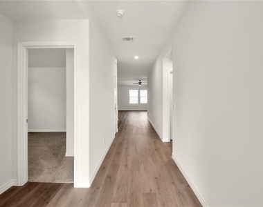 7221 Mayplace Drive - Photo Thumbnail 1