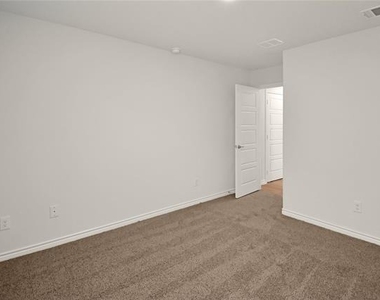 7221 Mayplace Drive - Photo Thumbnail 7