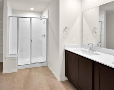 7221 Mayplace Drive - Photo Thumbnail 15