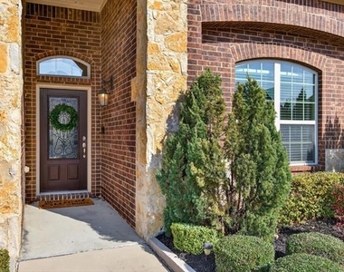 2513 Sabine Circle - Photo Thumbnail 30