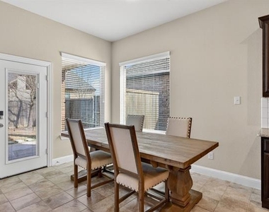2513 Sabine Circle - Photo Thumbnail 21