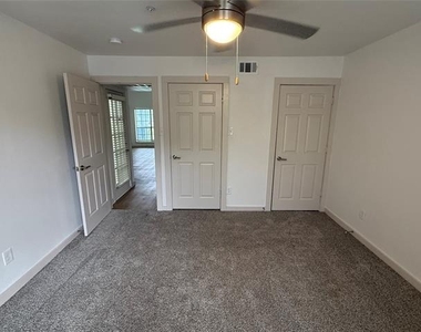 230 E 5th Street - Photo Thumbnail 10