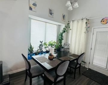 1901 Barnhill Lane - Photo Thumbnail 5