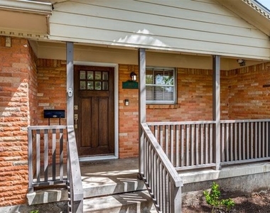 9610 Livenshire Drive - Photo Thumbnail 2