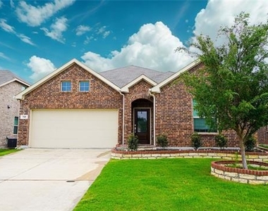 725 Alden Drive - Photo Thumbnail 1