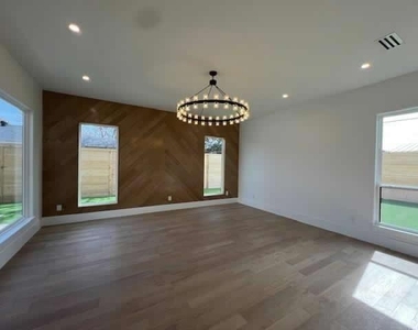 3534 Durango Drive - Photo Thumbnail 5