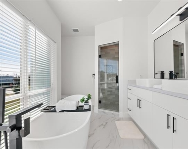 314 S Glasgow Drive - Photo Thumbnail 11