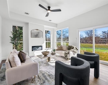 314 S Glasgow Drive - Photo Thumbnail 1