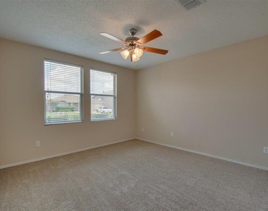 3833 Foxhound Lane - Photo Thumbnail 11