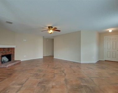 3833 Foxhound Lane - Photo Thumbnail 6