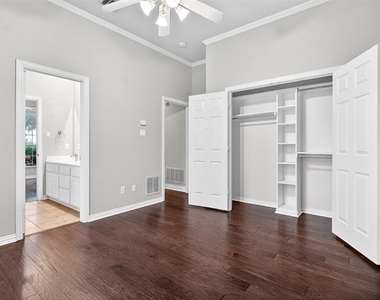 1210 Forest Hills Drive - Photo Thumbnail 19