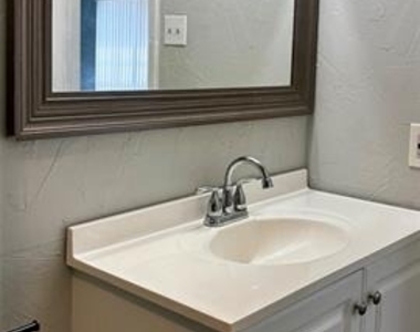 5012 Winder Court - Photo Thumbnail 20