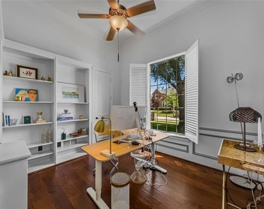 5725 Meadowhaven Drive - Photo Thumbnail 11