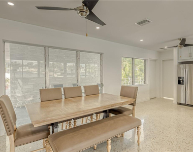 2717 Yacht Club Boulevard - Photo Thumbnail 15