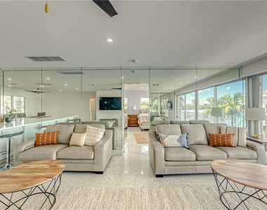 2717 Yacht Club Boulevard - Photo Thumbnail 13