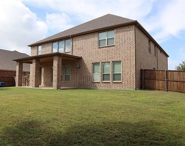 5070 Kerstyn Drive - Photo Thumbnail 35