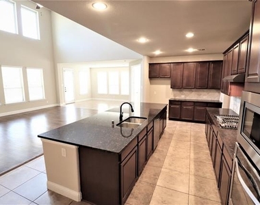 5070 Kerstyn Drive - Photo Thumbnail 15