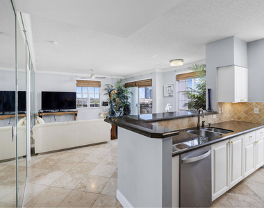 616 Clearwater Park Road - Photo Thumbnail 32