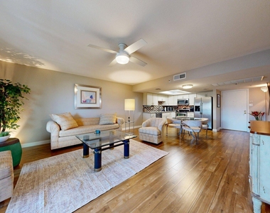 7950 E Camelback Road - Photo Thumbnail 3