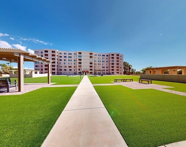 7950 E Camelback Road - Photo Thumbnail 20