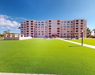 7950 E Camelback Road - Photo Thumbnail 21