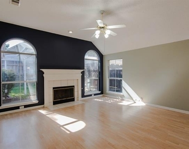 9321 Western Trail - Photo Thumbnail 11