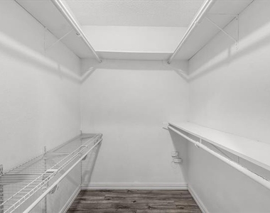 5315 Colony Hill Road - Photo Thumbnail 20