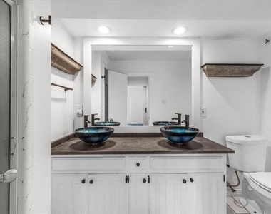 5315 Colony Hill Road - Photo Thumbnail 17