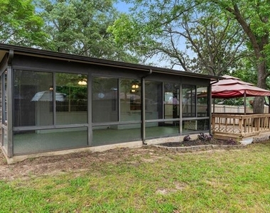 105 Wisteria Court - Photo Thumbnail 25