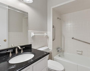 105 Wisteria Court - Photo Thumbnail 18