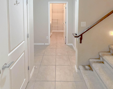 4700 S Fulton Ranch Boulevard - Photo Thumbnail 7