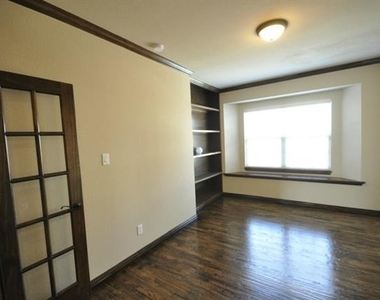 600 Falcon Drive - Photo Thumbnail 8
