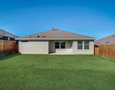 5901 Bull Creek Lane - Photo Thumbnail 15