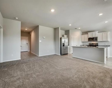 5901 Bull Creek Lane - Photo Thumbnail 4