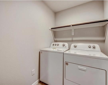 5901 Bull Creek Lane - Photo Thumbnail 14