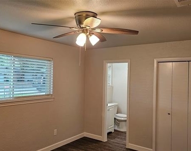 102 Cherokee Circle - Photo Thumbnail 8