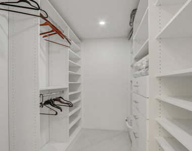 5380 N Ocean Drive - Photo Thumbnail 22