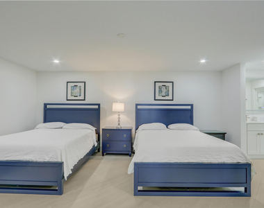 5380 N Ocean Drive - Photo Thumbnail 25