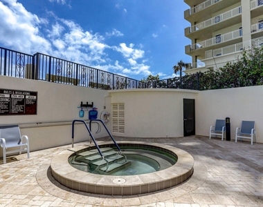 5380 N Ocean Drive - Photo Thumbnail 40