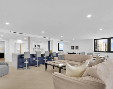 5380 N Ocean Drive - Photo Thumbnail 4