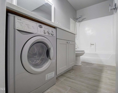2220 W Dora Street - Photo Thumbnail 15