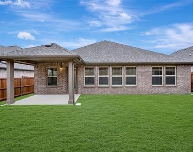 13121 Limestone Street - Photo Thumbnail 21