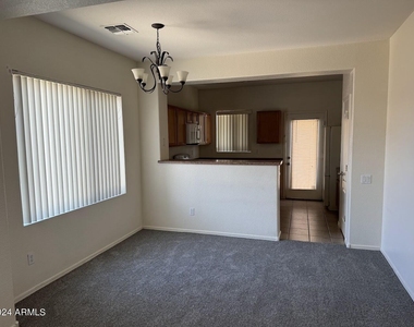 9401 W Berkeley Road - Photo Thumbnail 10