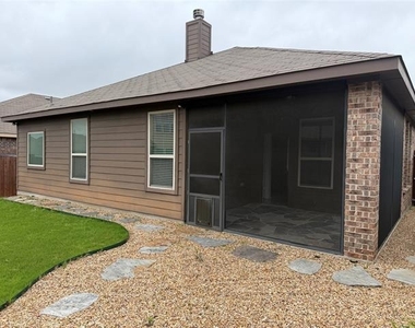 15704 Oak Pointe Drive - Photo Thumbnail 5