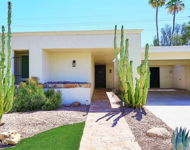 4111 N 87th Place - Photo Thumbnail 3