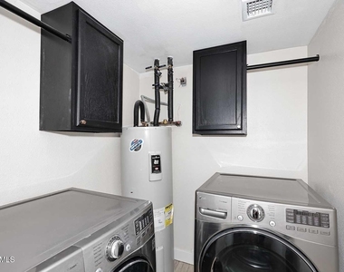 4111 N 87th Place - Photo Thumbnail 36