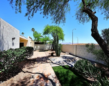 4111 N 87th Place - Photo Thumbnail 43